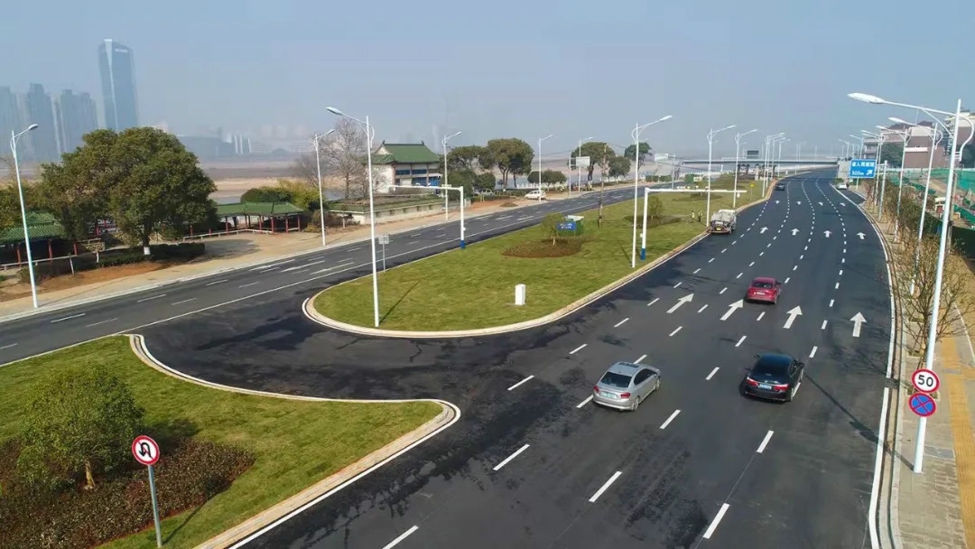 ³ˣͨʱ֮ ؽбˢ£һڣͨ